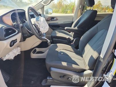 Zdjęcie 7 z 13 samochodu: 2024 CHRYSLER VOYAGER LX VIN:2C4RC1CG1RR127968 - miniatura