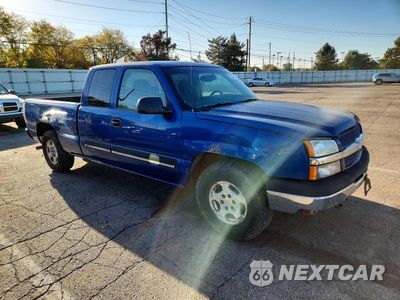 Czwarte zdjęcie samochodu z boku: 2003 CHEVROLET SILVERADO C1500 VIN:2GCEC19T531166054 - miniatura