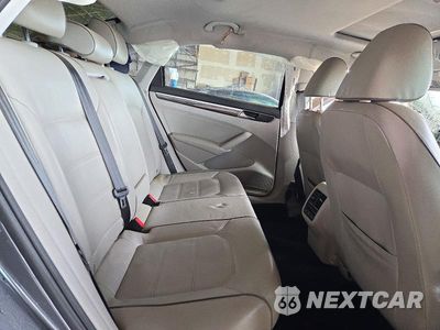 Zdjęcie 10 z 12 samochodu: 2018 VOLKSWAGEN PASSAT SE VIN:1VWBA7A33JC026158 - miniatura