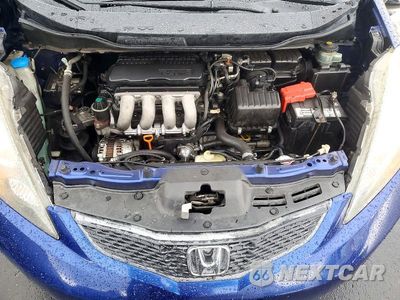 Zdjęcie 11 z 12 samochodu: 2010 HONDA FIT VIN:JHMGE8H22AC000178 - miniatura