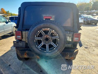 Zdjęcie 6 z 13 samochodu: 2012 JEEP WRANGLER UNLIMITED SAHARA VIN:1C4BJWEG9CL133325 - miniatura