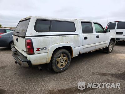 Trzecie zdjęcie samochodu z tyłu: 2005 CHEVROLET SILVERADO K1500 VIN:2GCEK13T351258472 - miniatura