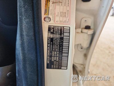 Zdjęcie 12 z 12 samochodu: 2014 MERCEDES-BENZ C 250 VIN:WDDGF4HB5EA961372 - miniatura