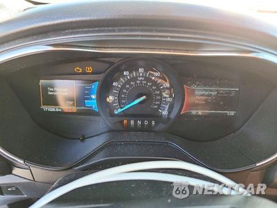 Zdjęcie 9 z 12 samochodu: 2020 FORD FUSION TITANIUM VIN:3FA6P0D98LR151578 - miniatura