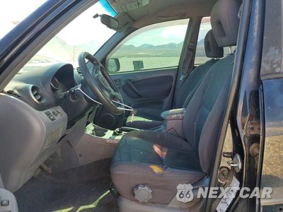 Zdjęcie 7 z 13 samochodu: 2001 TOYOTA RAV4 BASE VIN:JTEHH20V110082031 - miniatura