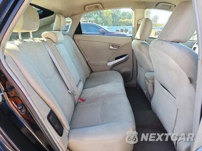Zdjęcie 10 z 12 samochodu: 2011 TOYOTA PRIUS TWO VIN:JTDKN3DU8B1479340 - miniatura