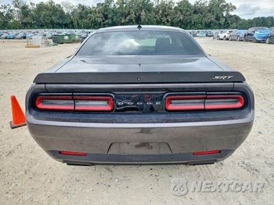 Zdjęcie 6 z 12 samochodu: 2016 DODGE CHALLENGER SRT HELLCAT VIN:2C3CDZC90GH270856 - miniatura