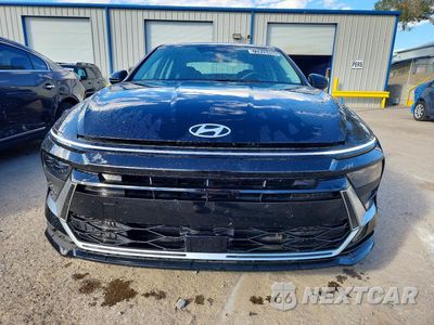 Piąte zdjęcie samochodu w środku: 2026 HYUNDAI SONATA HYBRID BLUE VIN:KMHL24JJ4TA165341 - miniatura