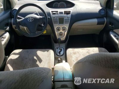 Zdjęcie 8 z 12 samochodu: 2007 TOYOTA YARIS BASE VIN:JTDBT923971088823 - miniatura