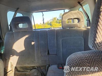 Zdjęcie 10 z 13 samochodu: 1998 HONDA CR-V EX VIN:JHLRD1764WC033959 - miniatura