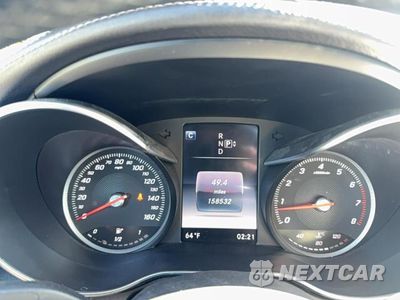 Zdjęcie 8 z 14 samochodu: 2015 MERCEDES-BENZ C 300 4MATIC VIN:55SWF4KB9FU006256 - miniatura