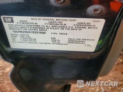 Zdjęcie 12 z 12 samochodu: 2001 CHEVROLET SILVERADO K2500 HEAVY DUTY VIN:1GCHK29U91E257600 - miniatura
