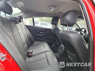 Zdjęcie 10 z 13 samochodu: 2018 BMW 320 XI VIN:WBA8E5G53JNU46065 - miniatura