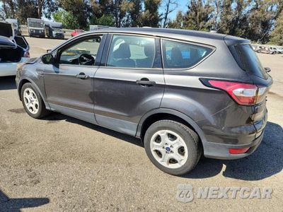 Drugie zdjęcie samochodu z przodu: 2018 FORD ESCAPE S VIN:1FMCU0F75JUA97840 - miniatura