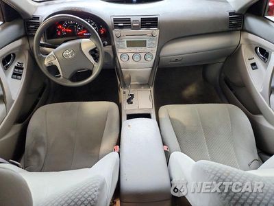 Zdjęcie 8 z 12 samochodu: 2009 TOYOTA CAMRY LE VIN:4T1BE46KX9U291103 - miniatura