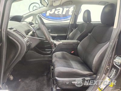 Zdjęcie 7 z 12 samochodu: 2015 TOYOTA PRIUS V THREE VIN:JTDZN3EU4FJ023144 - miniatura