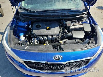 Zdjęcie 11 z 12 samochodu: 2017 KIA FORTE LX VIN:3KPFL4A75HE133621 - miniatura