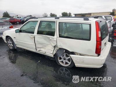 Drugie zdjęcie samochodu z przodu: 1999 VOLVO V70 VIN:YV1LW55A3X2623115 - miniatura
