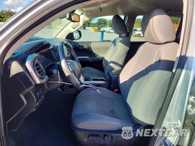 Zdjęcie 7 z 12 samochodu: 2022 TOYOTA TACOMA SR5 V6 VIN:3TMCZ5AN3NM465029 - miniatura