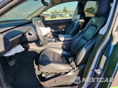 Zdjęcie 7 z 14 samochodu: 2021 TESLA MODEL Y VIN:5YJYGAEE7MF271881 - miniatura