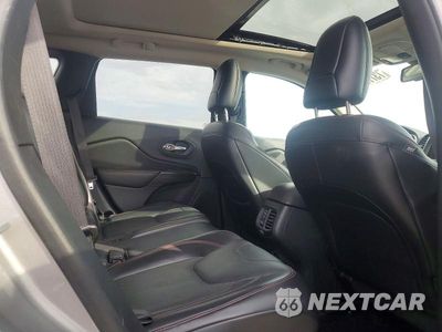 Zdjęcie 11 z 13 samochodu: 2016 JEEP CHEROKEE TRAILHAWK VIN:1C4PJMBSXGW133325 - miniatura