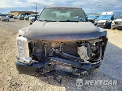 Piąte zdjęcie samochodu w środku: 2023 FORD F350 SUPER DUTY VIN:1FT8X3AA6PED85083 - miniatura