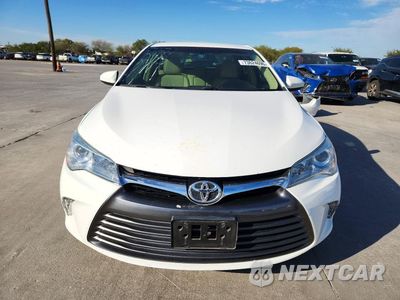 Piąte zdjęcie samochodu w środku: 2016 TOYOTA CAMRY XLE VIN:4T4BF1FK3GR560797 - miniatura