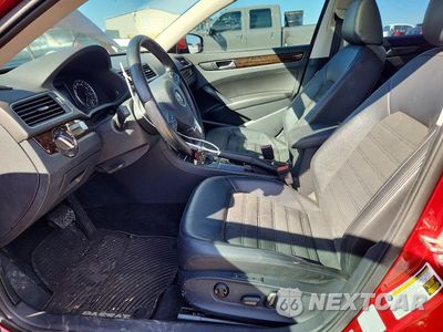 Zdjęcie 7 z 12 samochodu: 2015 VOLKSWAGEN PASSAT SEL VIN:1VWCV7A39FC042106 - miniatura