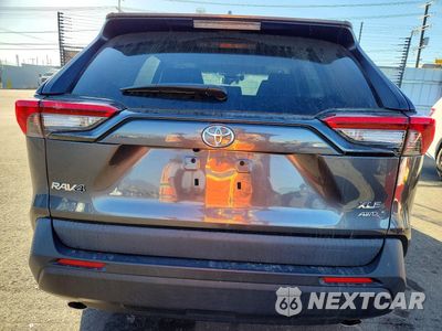 Zdjęcie 6 z 13 samochodu: 2022 TOYOTA RAV4 XLE VIN:2T3P1RFVXNC311135 - miniatura