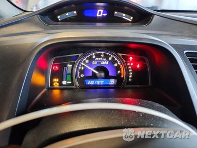 Zdjęcie 9 z 12 samochodu: 2006 HONDA CIVIC HYBRID VIN:JHMFA36276S014121 - miniatura