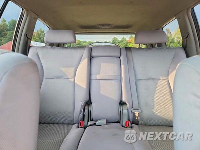 Zdjęcie 10 z 13 samochodu: 2006 TOYOTA HIGHLANDER HYBRID VIN:JTEEW21AX60033227 - miniatura