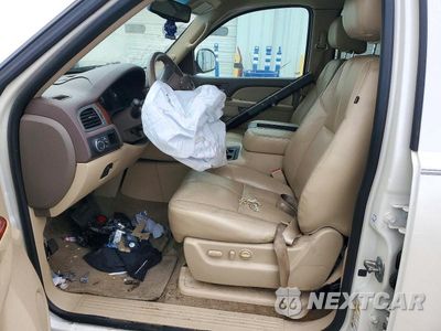 Zdjęcie 7 z 12 samochodu: 2012 GMC YUKON SLT VIN:1GKS1CE09CR231273 - miniatura