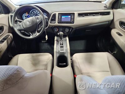 Zdjęcie 8 z 13 samochodu: 2016 HONDA HR-V LX VIN:3CZRU6H30GM716525 - miniatura
