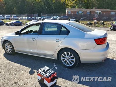 Drugie zdjęcie samochodu z przodu: 2011 VOLKSWAGEN JETTA SE VIN:3VWBZ7AJ5BM340501 - miniatura