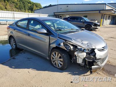 Czwarte zdjęcie samochodu z boku: 2016 HYUNDAI ELANTRA SE VIN:KMHDH4AE0GU571840 - miniatura