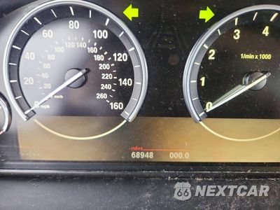 Zdjęcie 9 z 12 samochodu: 2010 BMW 550 GT VIN:WBASN4C53AC208427 - miniatura
