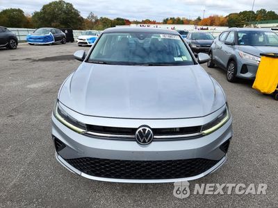 Piąte zdjęcie samochodu w środku: 2025 VOLKSWAGEN JETTA SE VIN:3VW7X7BU0SM013668 - miniatura