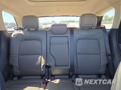 Zdjęcie 10 z 14 samochodu: 2025 LINCOLN CORSAIR PREMIERE VIN:5LMCJ1CA8SUL04489 - miniatura