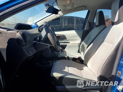Zdjęcie 7 z 12 samochodu: 2013 TOYOTA PRIUS C ONE VIN:JTDKDTB37D1549586 - miniatura