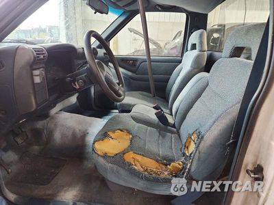 Zdjęcie 7 z 12 samochodu: 1994 CHEVROLET S TRUCK S10 VIN:1GCCS14Z6R8114606 - miniatura