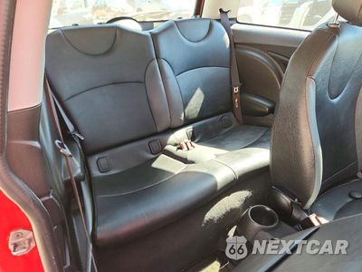 Zdjęcie 10 z 12 samochodu: 2010 MINI COOPER VIN:WMWMF3C58ATU77880 - miniatura