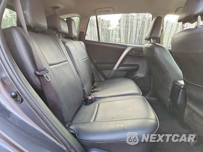 Zdjęcie 11 z 13 samochodu: 2017 TOYOTA RAV4 LE VIN:JTMBFREVXHD207371 - miniatura