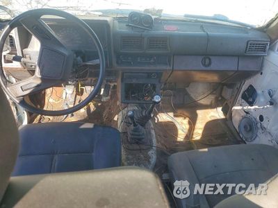 Zdjęcie 8 z 12 samochodu: 1986 TOYOTA PICKUP RN63 STD VIN:JT4RN63R0G0085986 - miniatura