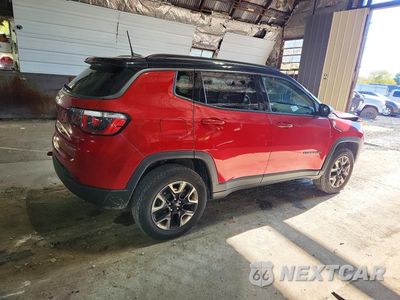 Trzecie zdjęcie samochodu z tyłu: 2018 JEEP COMPASS TRAILHAWK VIN:3C4NJDDB4JT129269 - miniatura