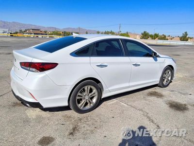 Trzecie zdjęcie samochodu z tyłu: 2018 HYUNDAI SONATA SEL VIN:5NPE34AF9JH617859 - miniatura