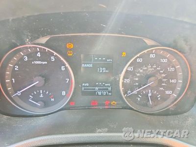 Zdjęcie 9 z 13 samochodu: 2017 HYUNDAI ELANTRA SE VIN:5NPD84LF1HH190701 - miniatura
