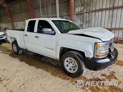 Czwarte zdjęcie samochodu z boku: 2017 CHEVROLET SILVERADO C1500 VIN:1GCRCNEC8HZ269093 - miniatura