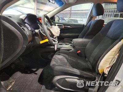 Zdjęcie 7 z 13 samochodu: 2016 NISSAN PATHFINDER S VIN:5N1AR2MN7GC665235 - miniatura