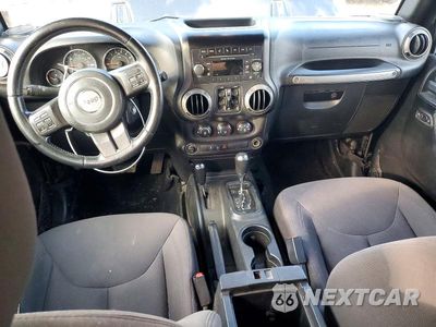 Zdjęcie 8 z 13 samochodu: 2016 JEEP WRANGLER UNLIMITED SPORT VIN:1C4BJWDG7GL270559 - miniatura