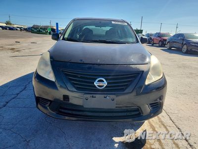 Piąte zdjęcie samochodu w środku: 2013 NISSAN VERSA 1.6 S VIN:3N1CN7AP4DL853631 - miniatura